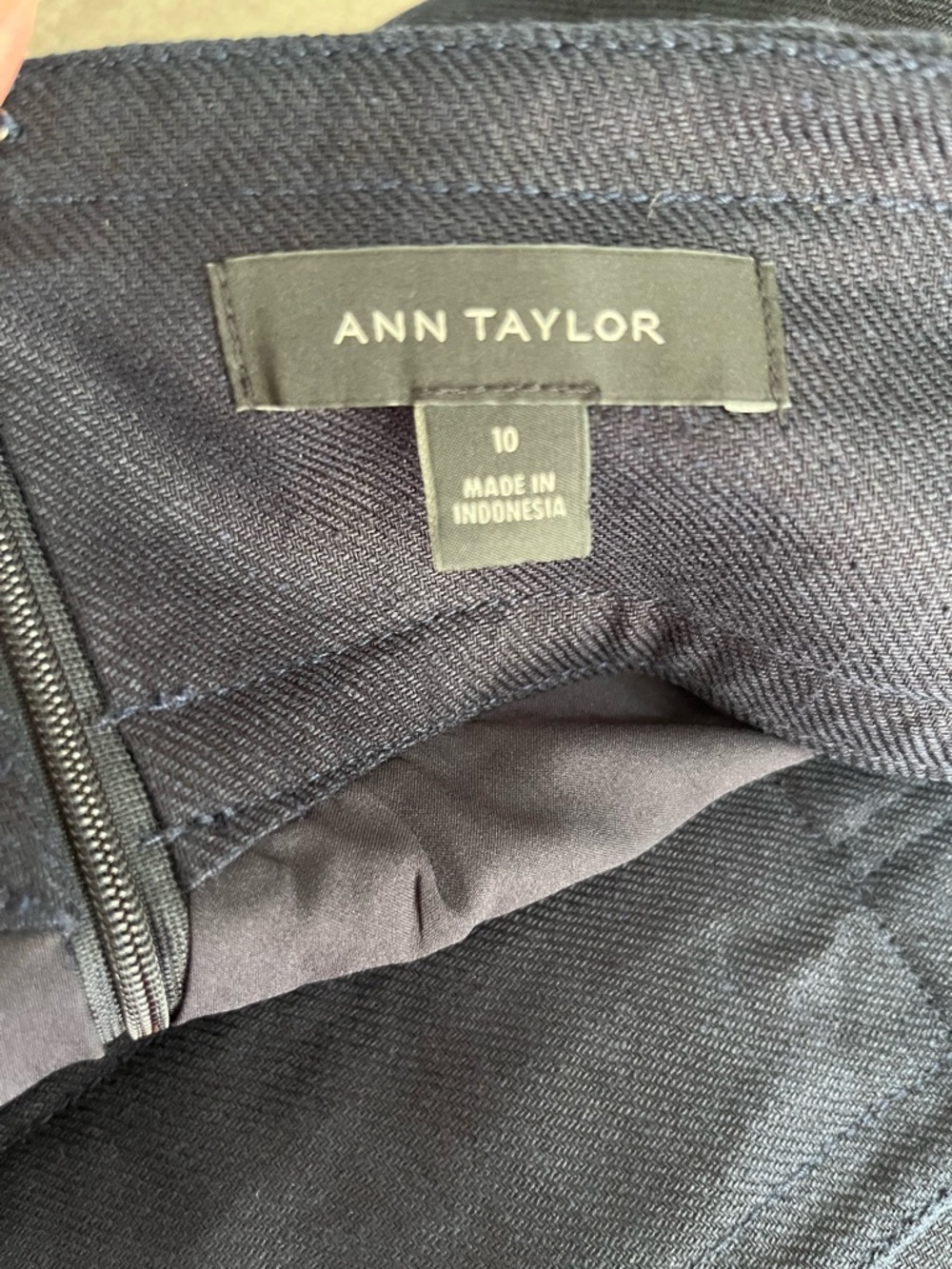 Ann Taylor Navy Wrap Skirt – Size 10 | Classic Career wear Staple - Picture 6 of 8